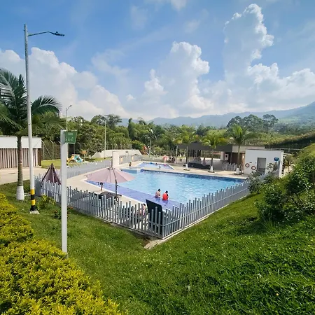 Apartamento Con Piscina En Dosquebradas Extérieur photo